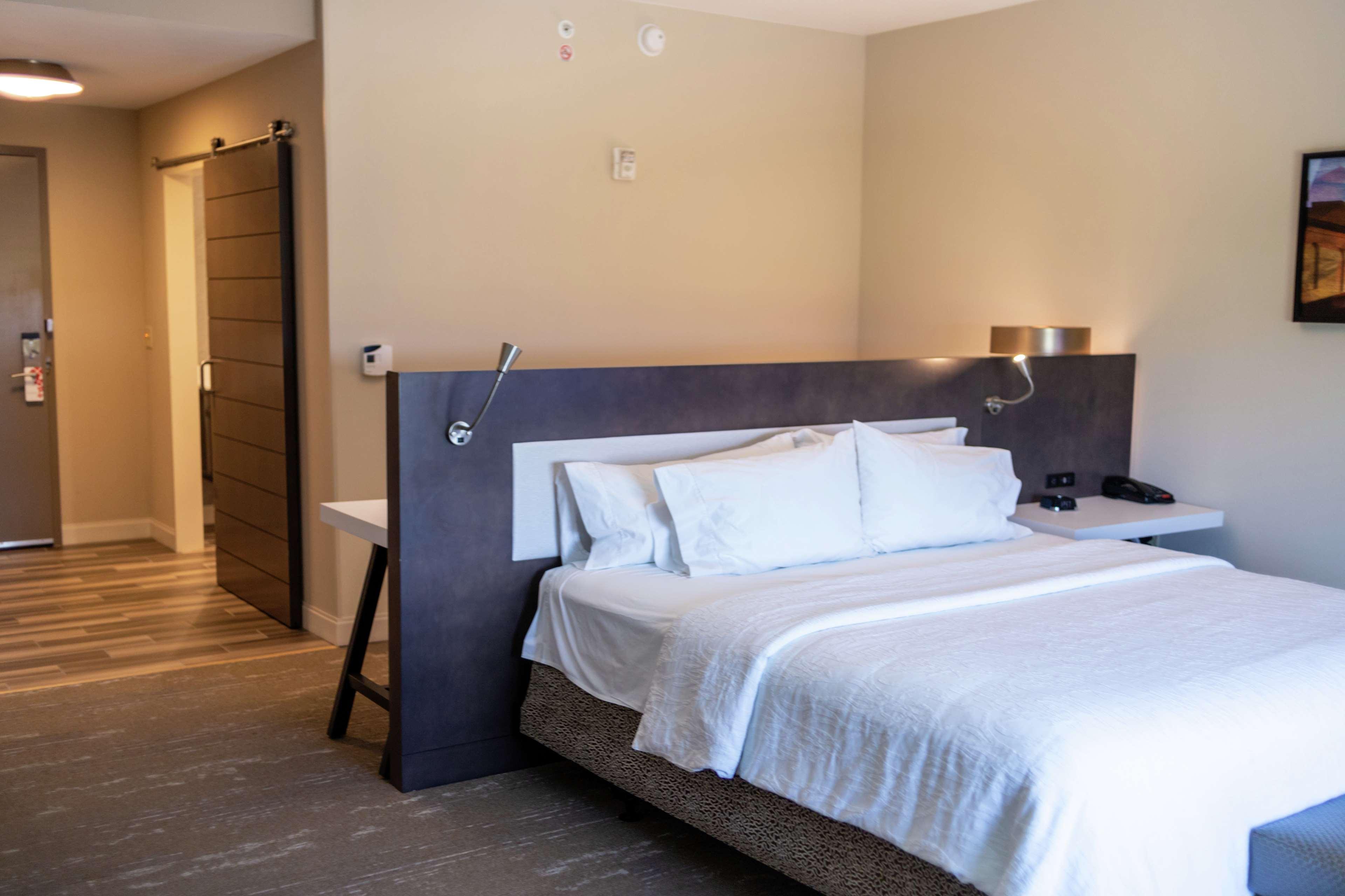 Hilton Garden Inn Waco Exterior photo